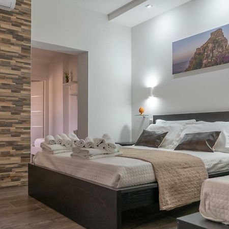 Marranzanu Rooms Santa Teresa Di Riva Luaran gambar