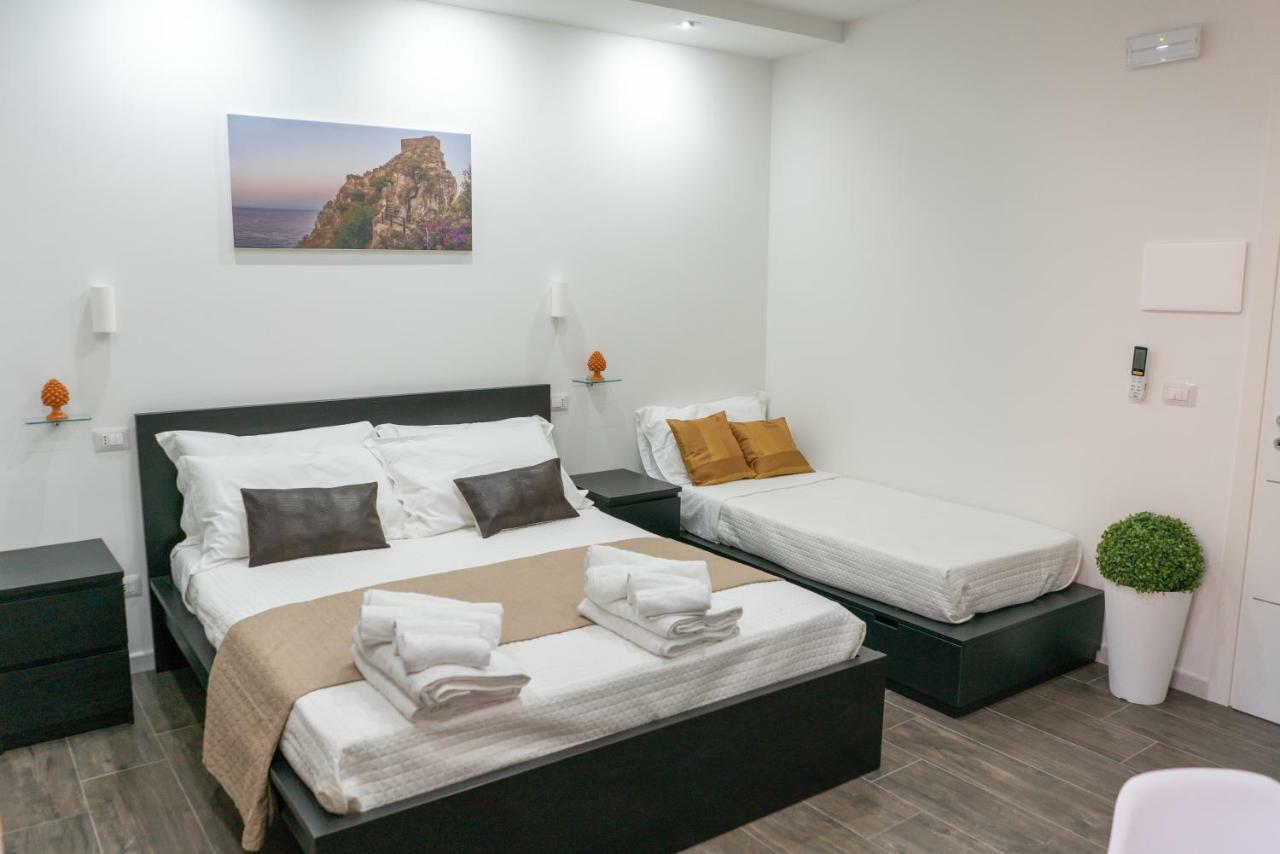Marranzanu Rooms Santa Teresa Di Riva Luaran gambar