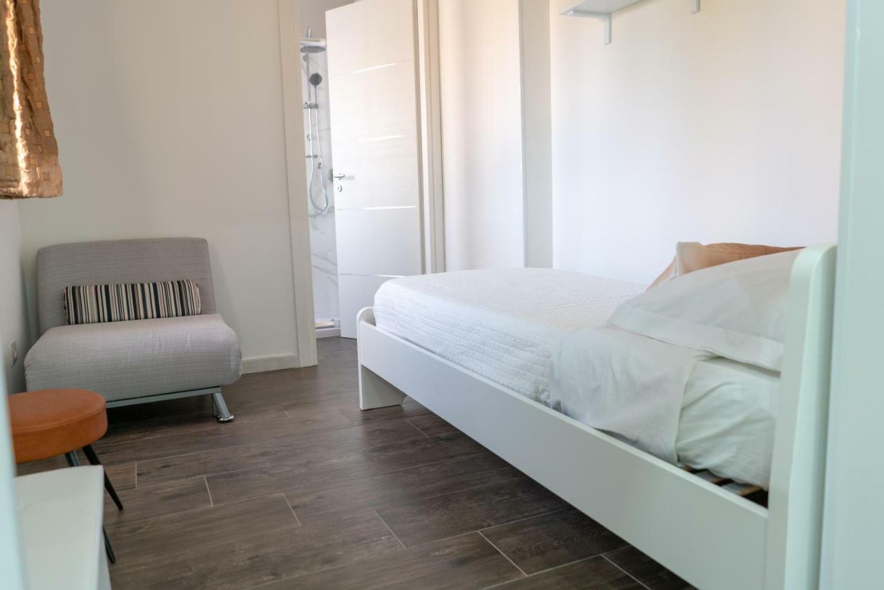 Marranzanu Rooms Santa Teresa Di Riva Luaran gambar
